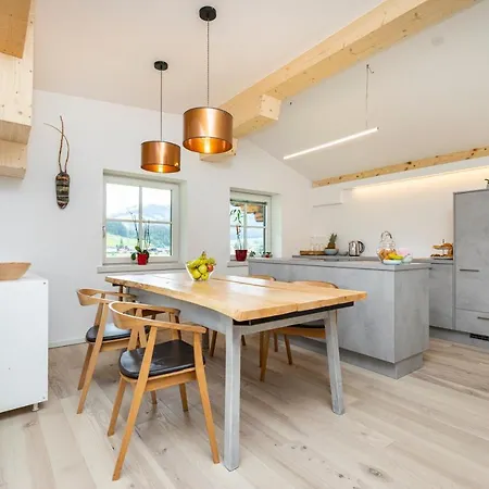 Haus Deutinger Alojamento de Acomodação e Pequeno-almoço Flachau
