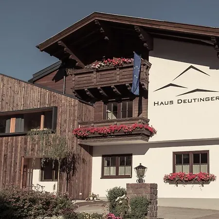 Haus Deutinger 2* Flachau